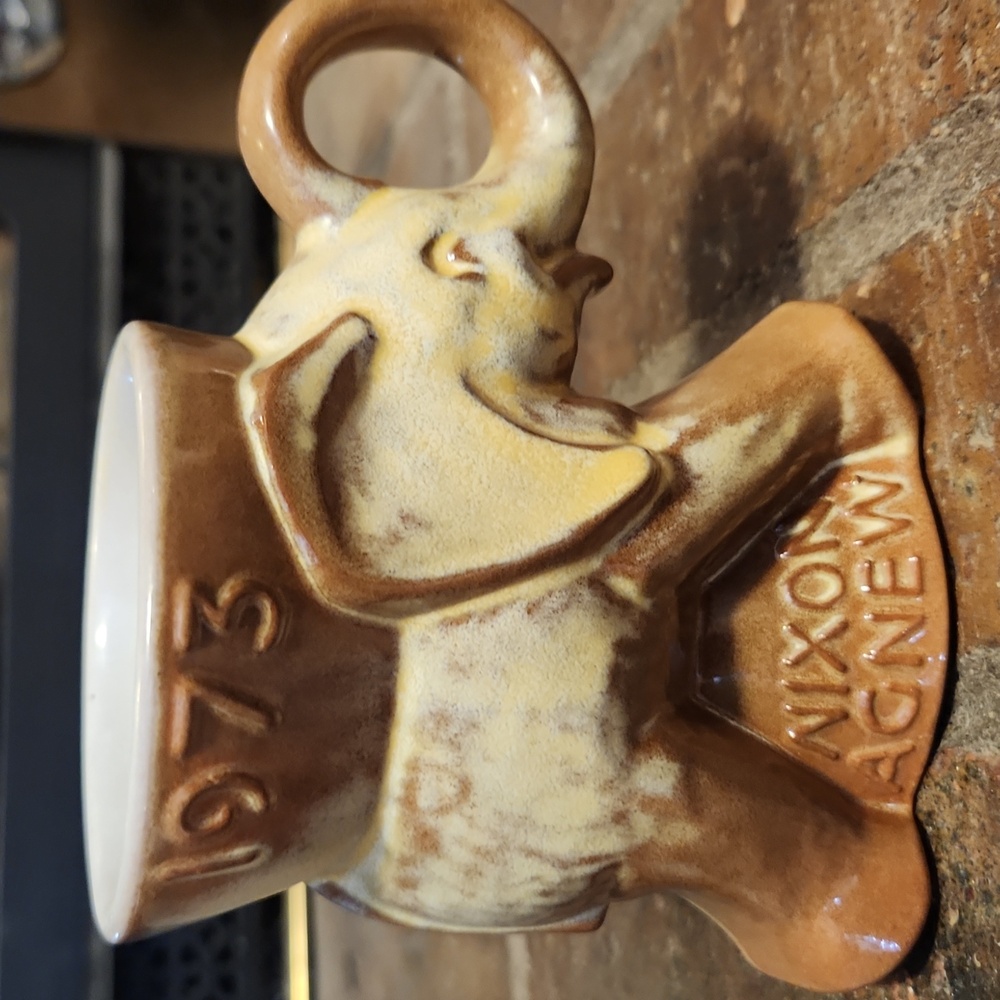 Vintage FRANKOMA pottery GOP Republican Elephant Coffee Mugs 1973 And 1991 Set 2